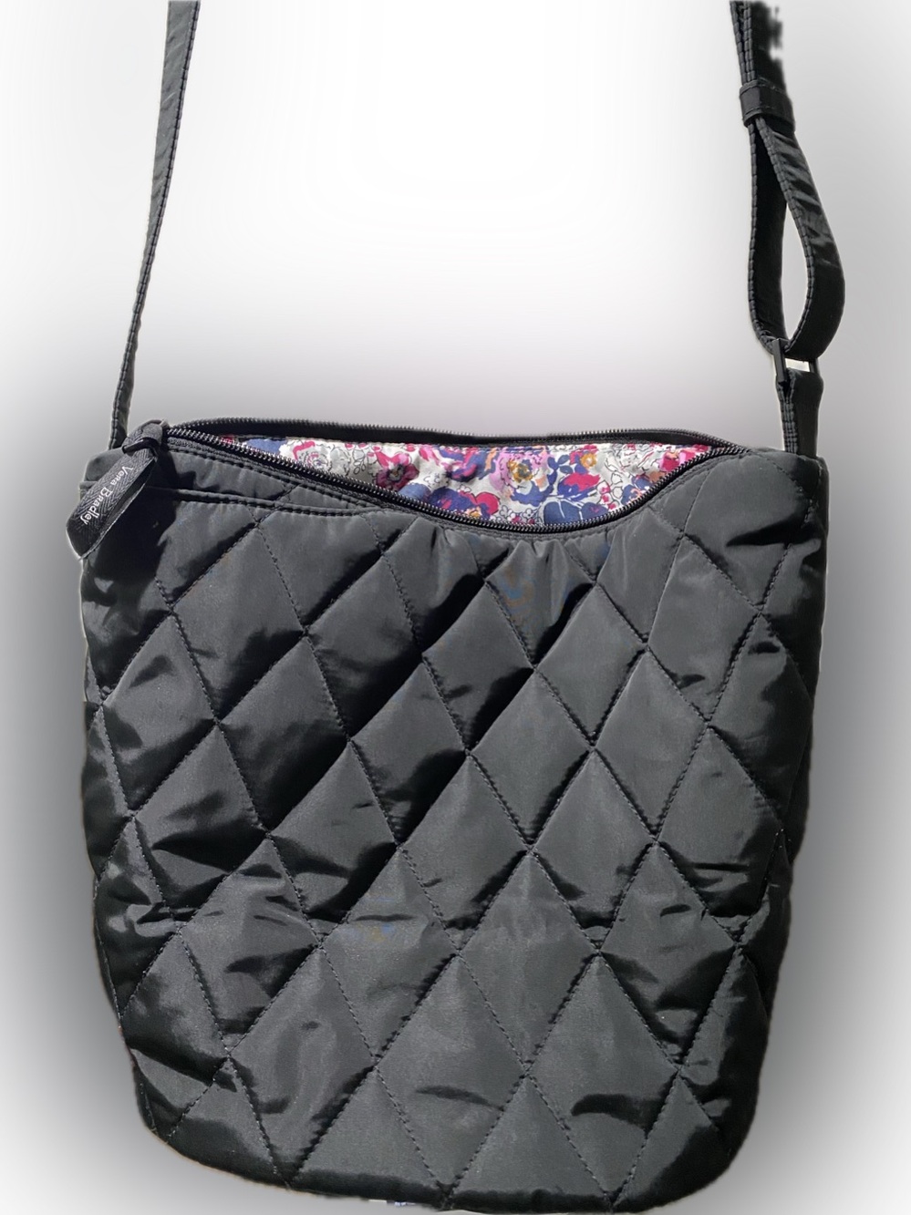 Vera Bradley Ultralight crossbody bucket bag - Picture 10 of 13